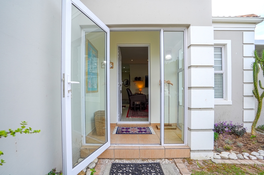 3 Bedroom Property for Sale in Melkbosstrand Central Western Cape